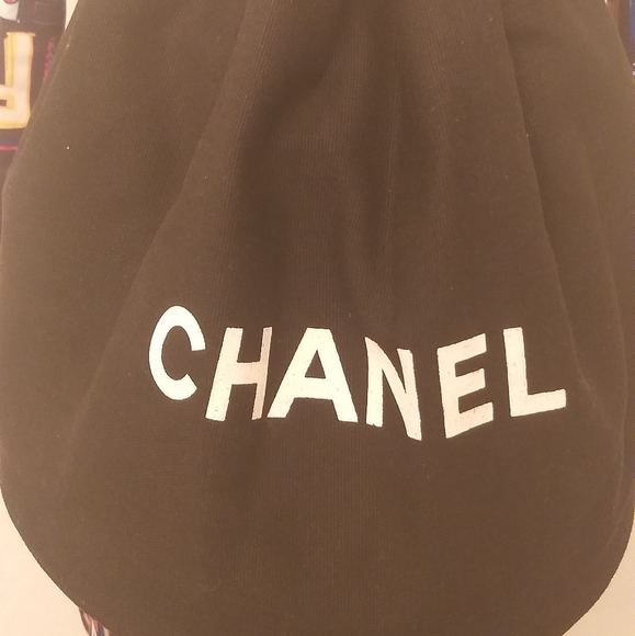 Chanel Black Canvas Bucket bag/bookbag - Picture 5 of 11